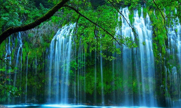 3 Air Terjun Terindah di Jawa Tengah