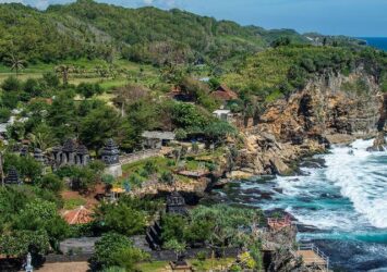 Menjelajahi Biota Laut dengan Snorkeling di Pantai Yogyakarta