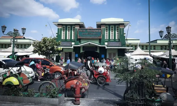 Pelajaran Sejarah dan Budaya