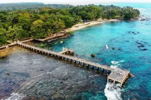 Pantai Pandan, Pantai Cantik yang Menawan Hati di Pandeglang