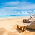 Pantai Romantis, Pantai Pasir Putih yang Mempesona di Padang