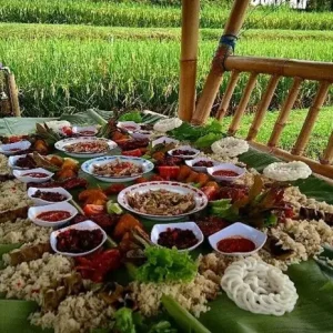 10 Rekomendasi Tempat Kuliner di Bogor yang Enak