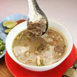 6 Makanan Khas Makassar Populer yang Wajib Dicoba