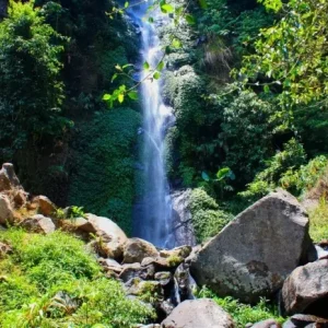 10 Tempat Wisata di Ungaran yang Menawarkan Keindahan Alam & Budaya Unik